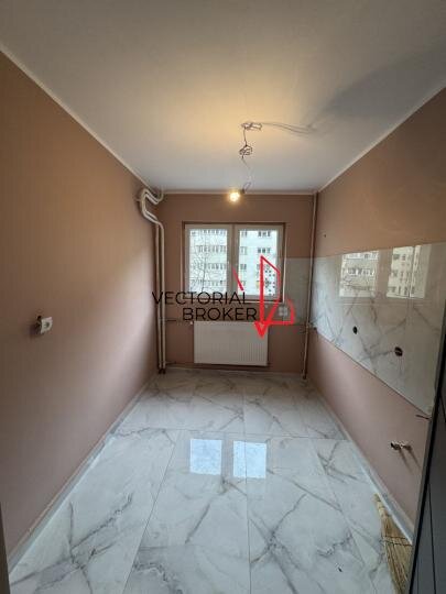 Magura Vulturului, Iancului 2 camere decomandat, etaj intermediar